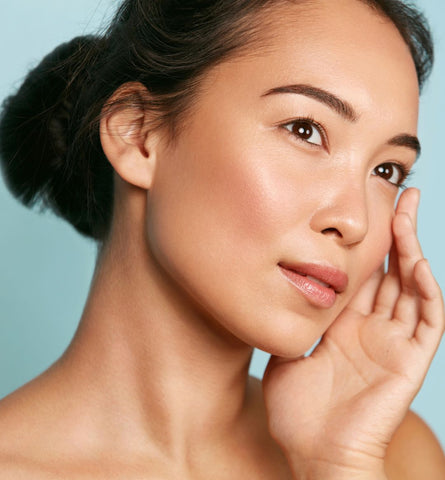 Blog Feed Article Feature Image Carousel: Does Oily Skin Actually Age Slower? 