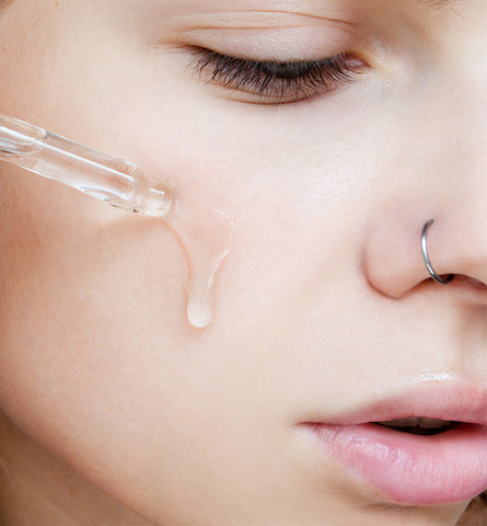 Blog Feed Article Feature Image Carousel: Skin Care Showdown: Bakuchiol Vs. Retinol 