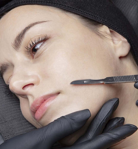 Blog Feed Article Feature Image Carousel: Does Dermaplaning Give You Better Skin? 