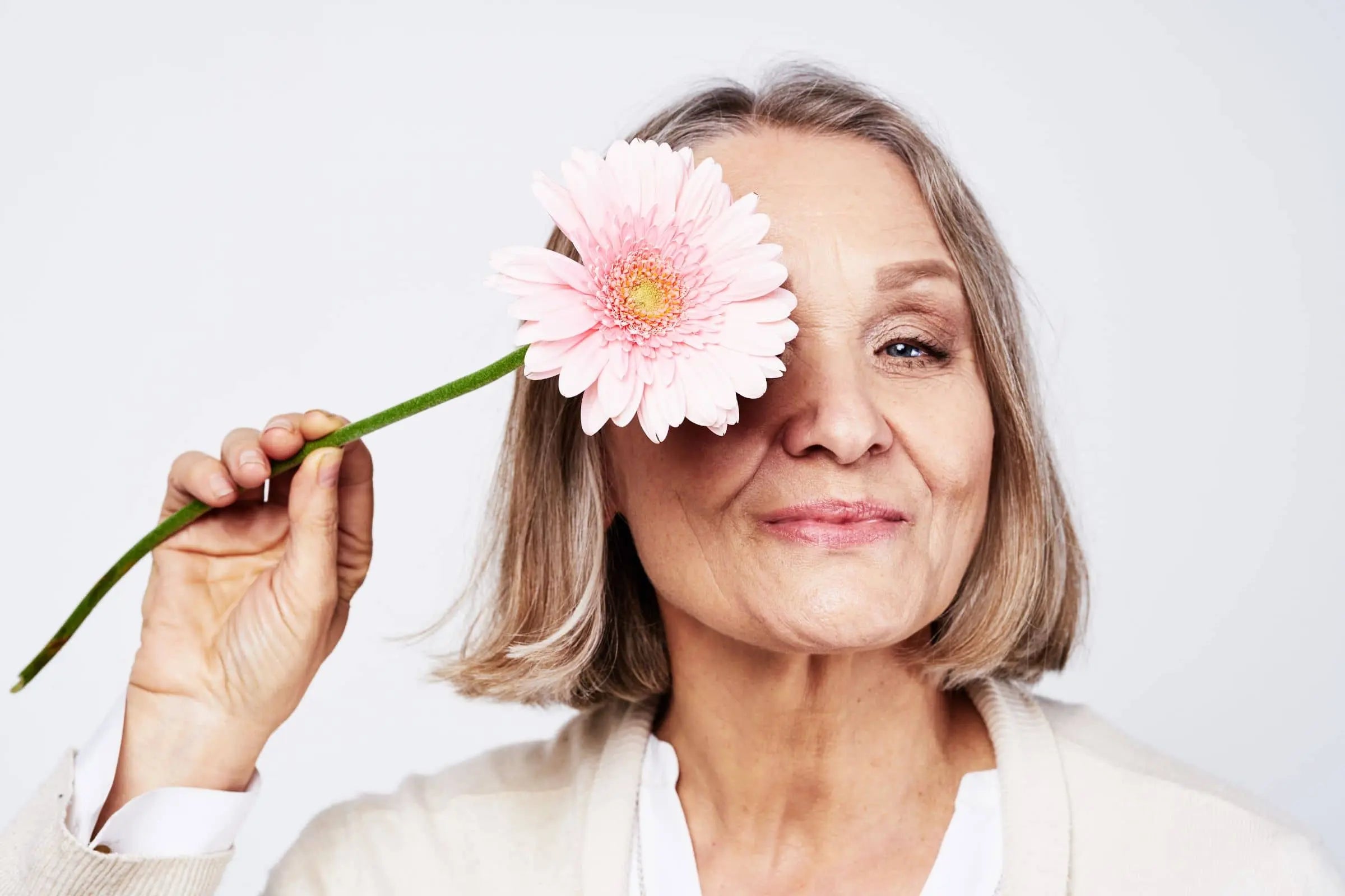 Aging Skin Unveiled – Understand and Defy the Signs